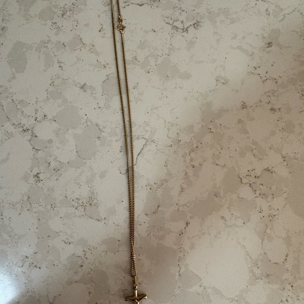 Vintage UnoaAerre 18k gold Italian cross Necklace